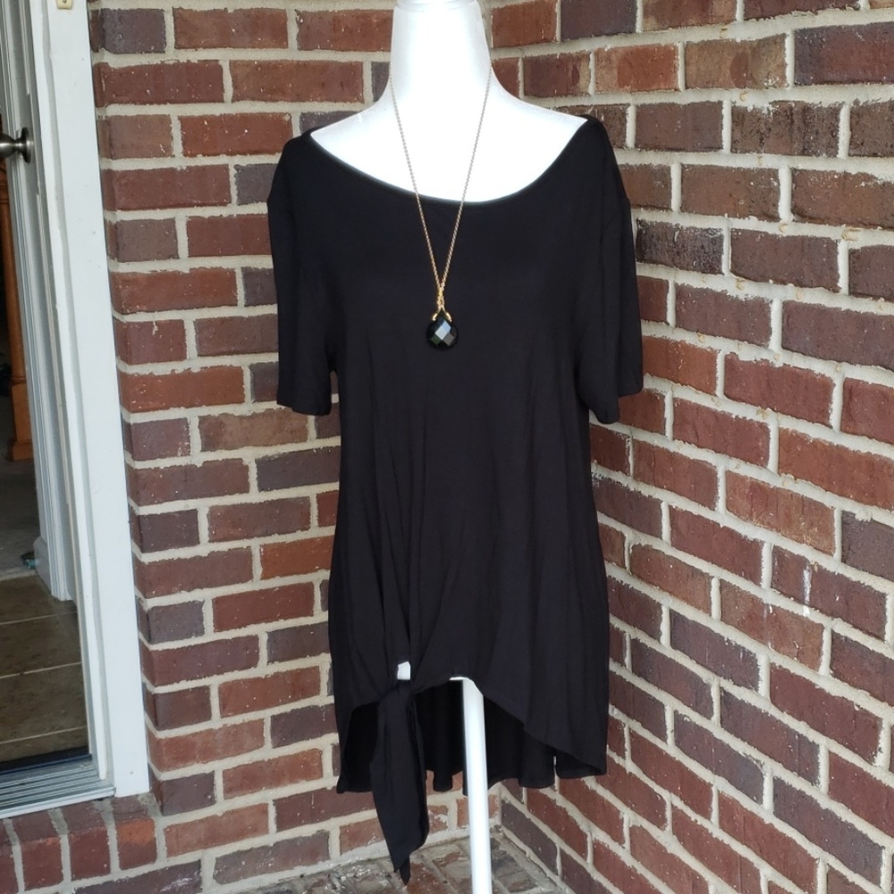 NWOT Black Knot Oversized Tunic Top Blouse Sz S